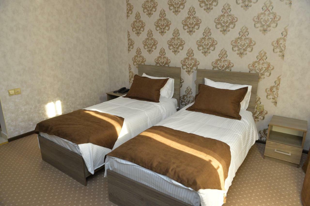 Hirkan Park Hotel Lankaran Ngoại thất bức ảnh